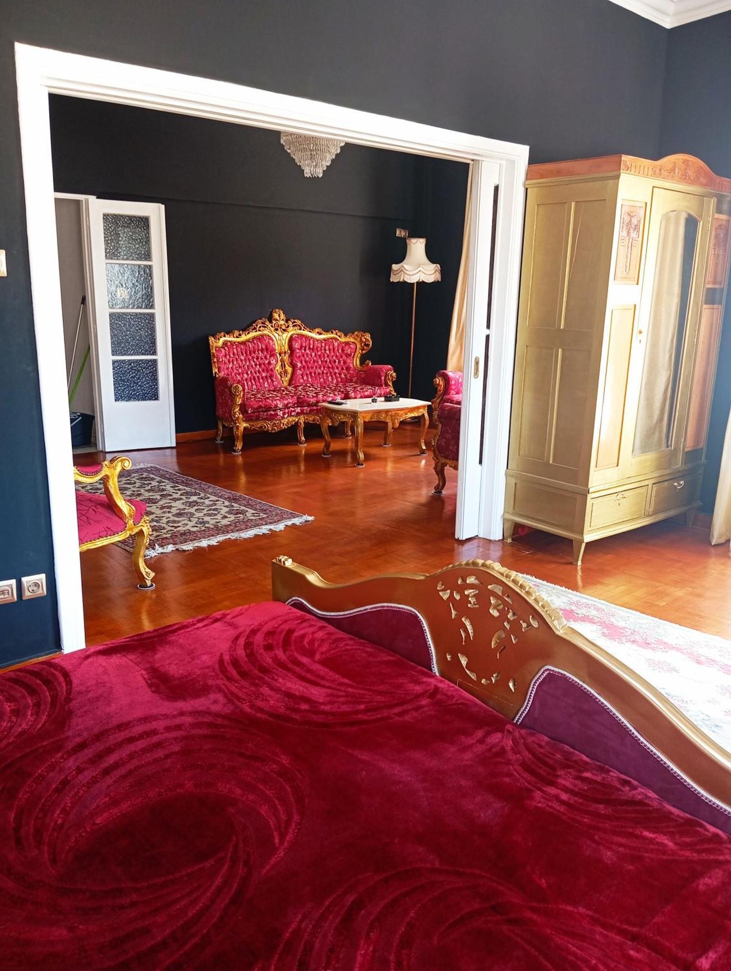 Iris Baroque Apartment Elefsína Buitenkant foto